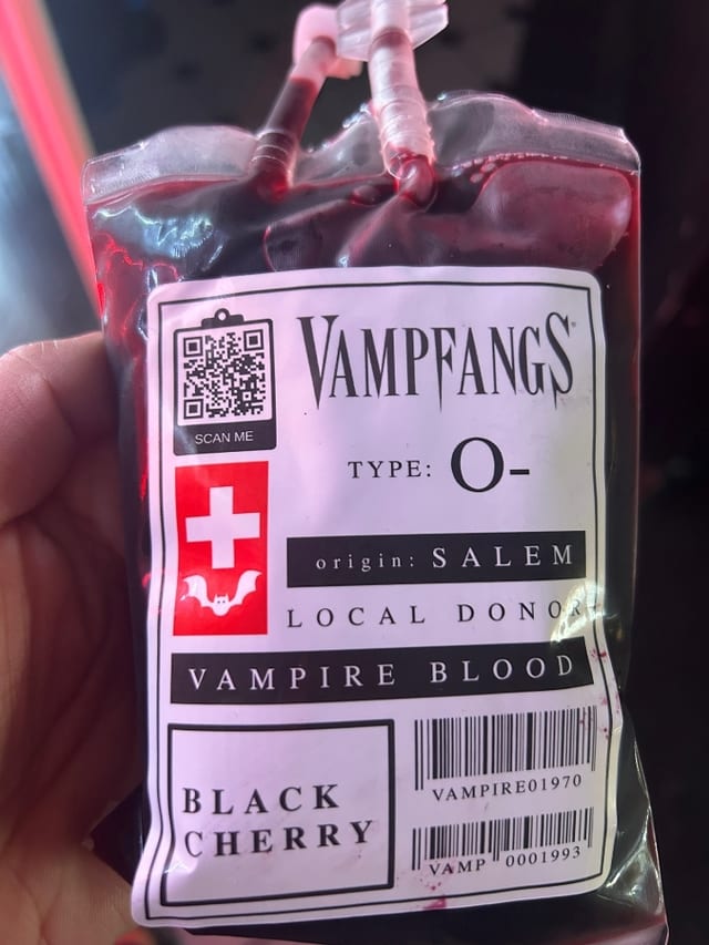 Vampfangs Vampire Blood.