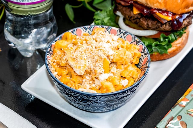 Full Mac N Cheese 24oz.